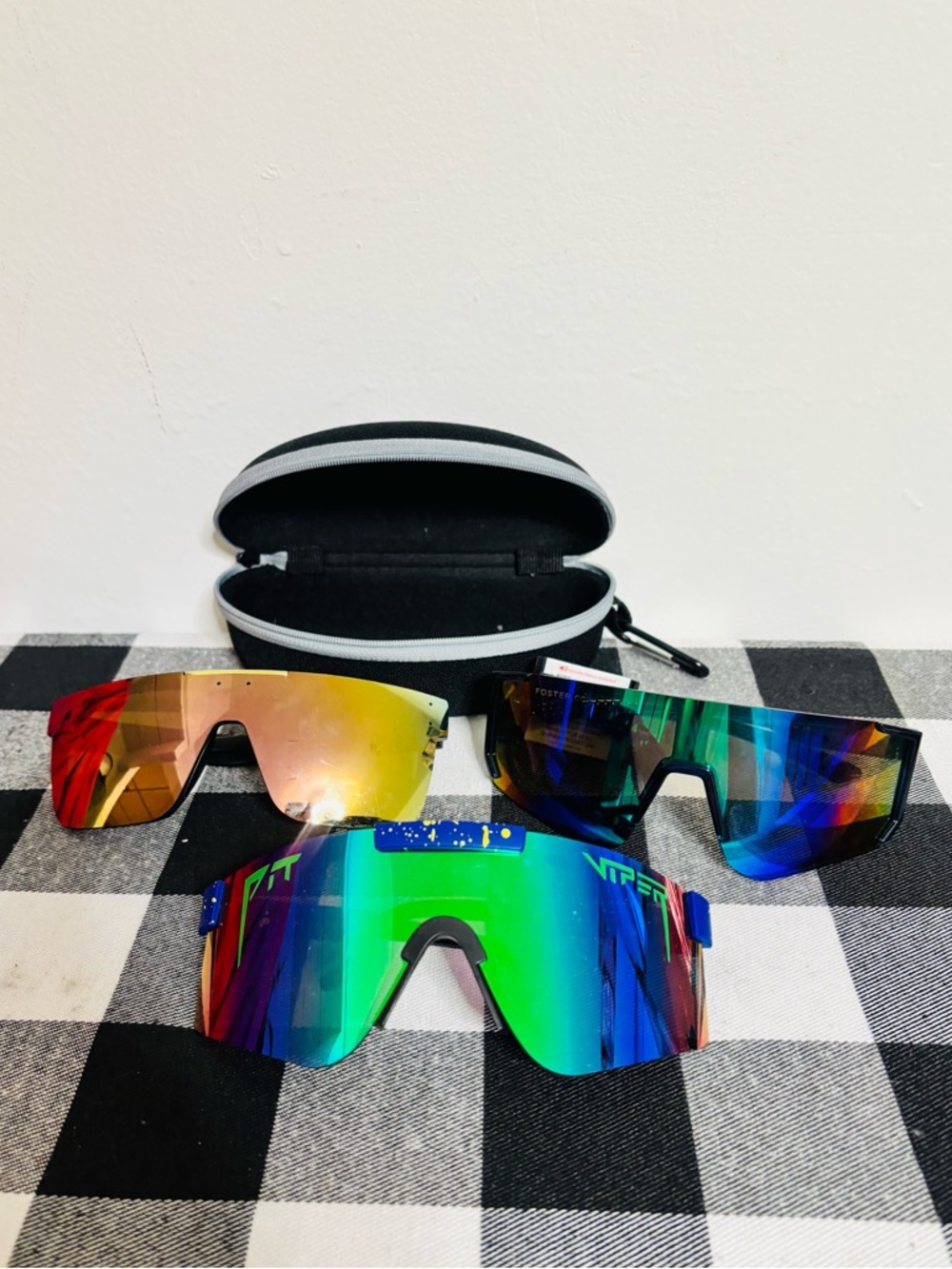 Pit Viper The XS Sunglasses Foster Grant Cali Blue 3 Pairs with case mens